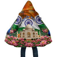 India Flag Peacock Cloak Vibrant Cultural Indian Taj Mahal Lotus