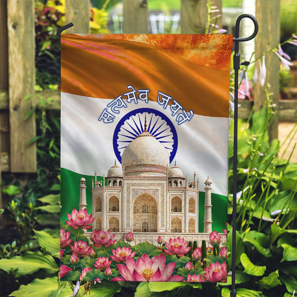 India Flag Peacock Garden Flag Vibrant Cultural Indian Taj Mahal Lotus