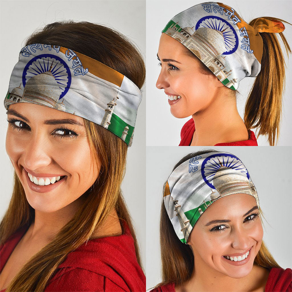 India Flag Peacock Neck Gaiter Vibrant Cultural Indian Taj Mahal Lotus