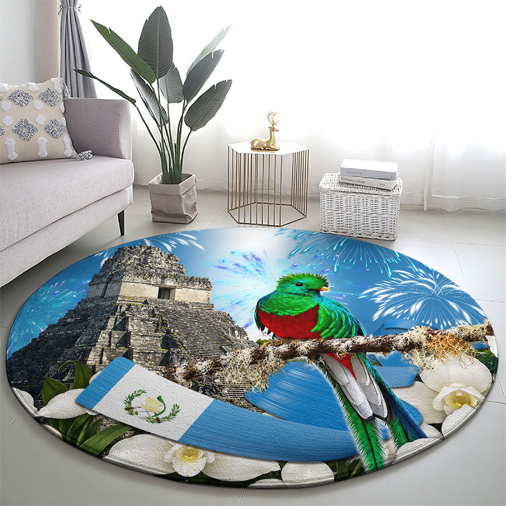 Guatemala Quetzal And Mayan Ruins Round Carpet Patriotic National Symbols White Orchid Flag