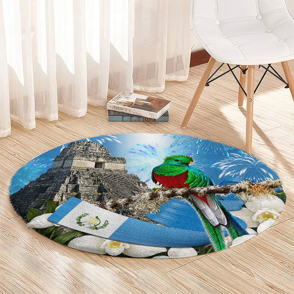 Guatemala Quetzal And Mayan Ruins Round Carpet Patriotic National Symbols White Orchid Flag