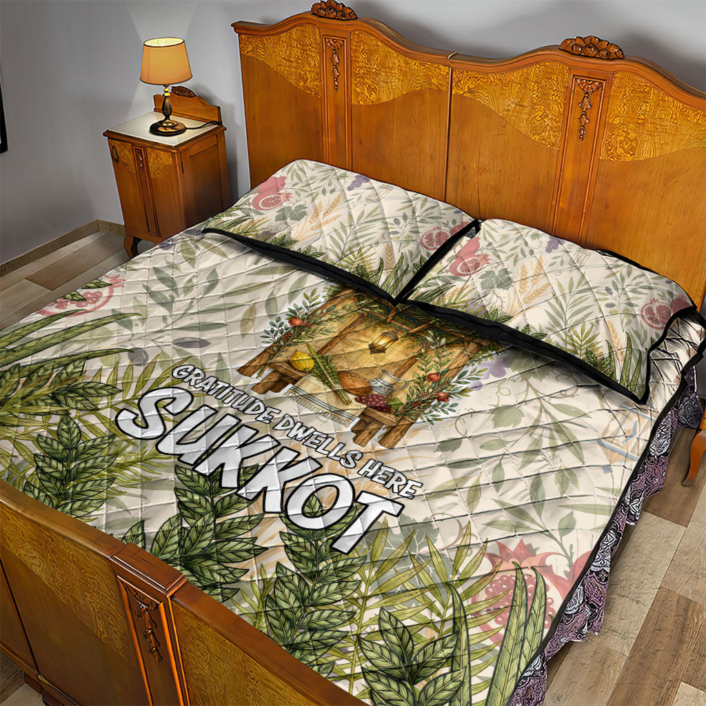 Sukkot Quilt Bed Set Jewish Holiday Gratitude Dwells Here - Vintage Botanical Sukkah