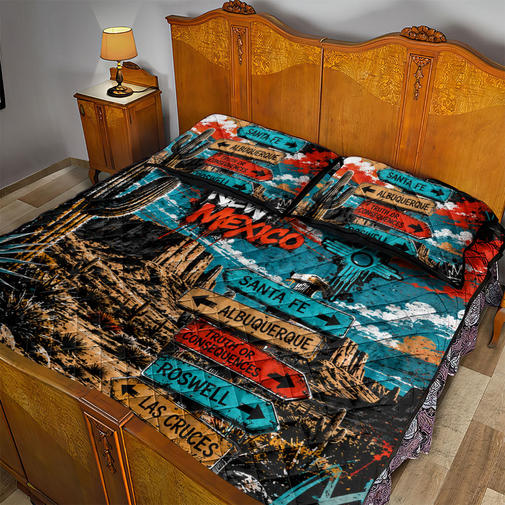 New Mexico Desert Road Sign Quilt Bed Set Zia Symbol Grunge Paint Splatter Travel Graphic