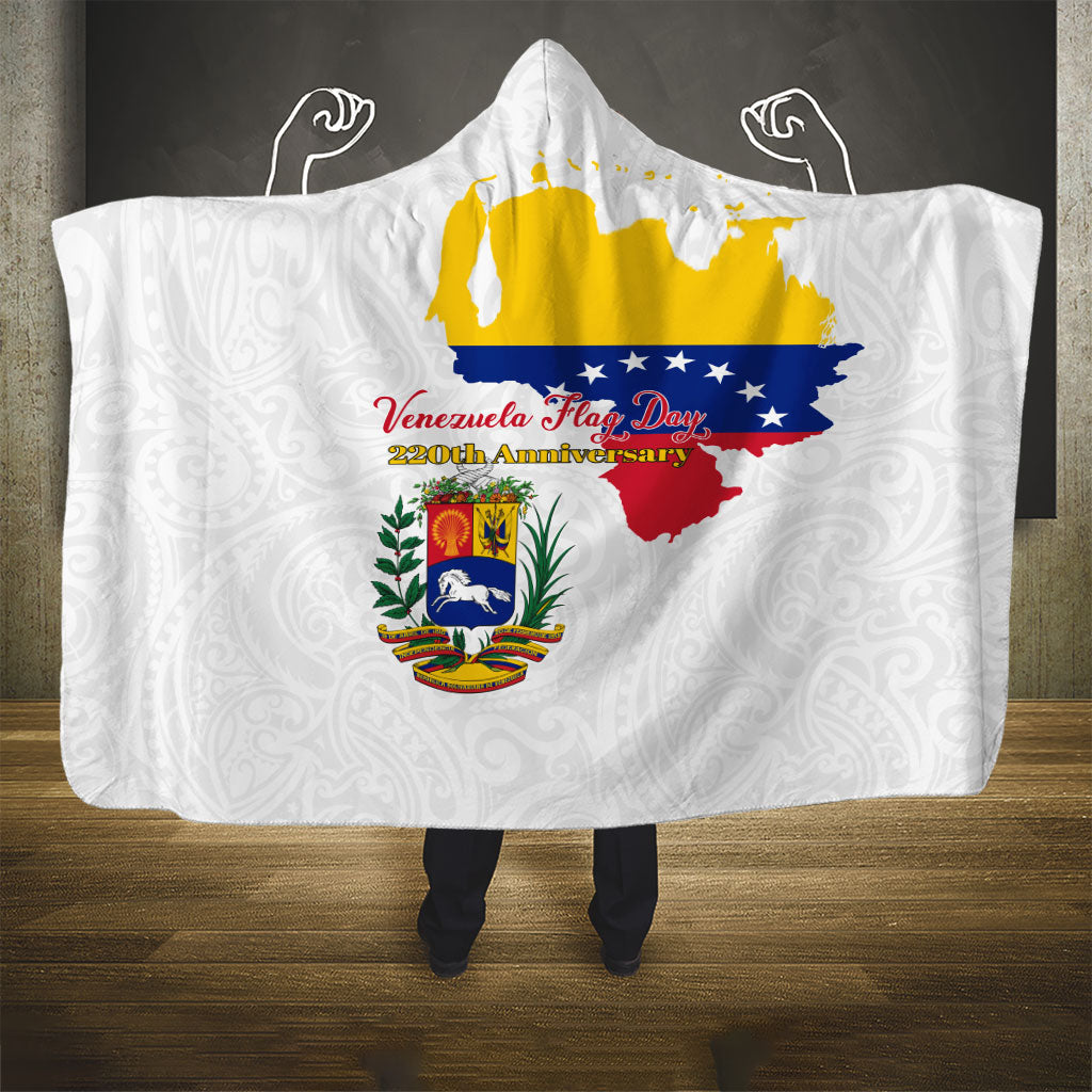Venezuela Flag Day 220th Anniversary Hooded Blanket Patriotic Map Coat Of Arms Subtle