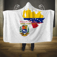 Venezuela Flag Day 220th Anniversary Hooded Blanket Patriotic Map Coat Of Arms Subtle