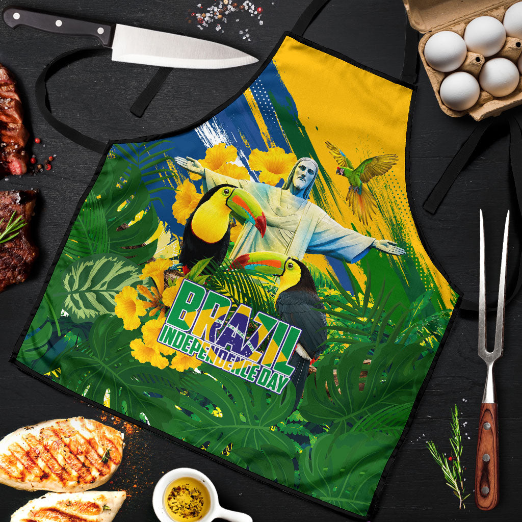 Brazil Independence Day Apron One Nation One Heart - Tropical Toucan Macaw Christ Redeemer