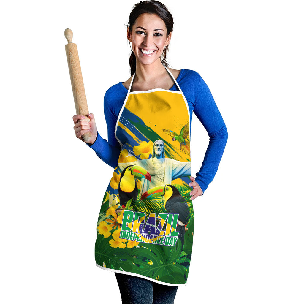 Brazil Independence Day Apron One Nation One Heart - Tropical Toucan Macaw Christ Redeemer
