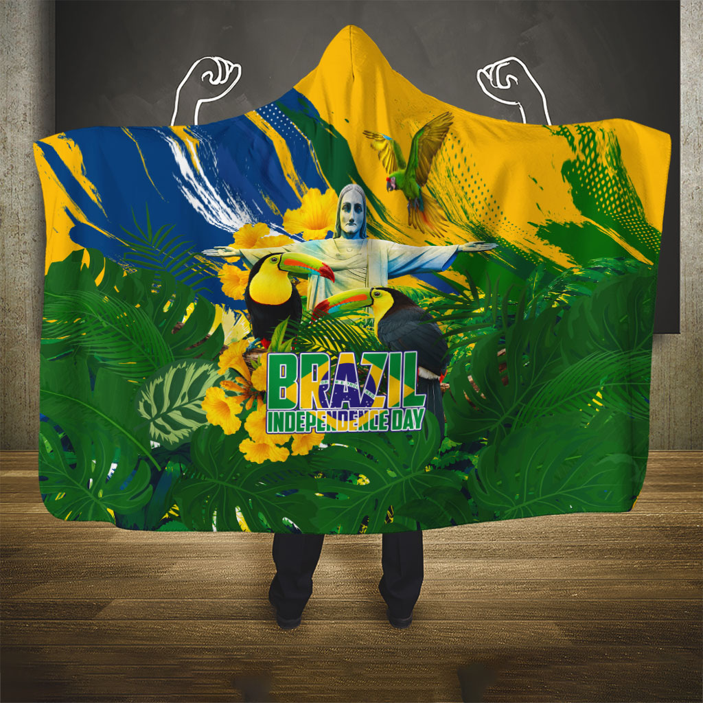 Brazil Independence Day Hooded Blanket One Nation One Heart - Tropical Toucan Macaw Christ Redeemer