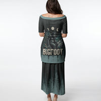 Bigfoot Wilderness Solitude Puletasi Cryptid Forest Graphic In Distressed Vintage Style