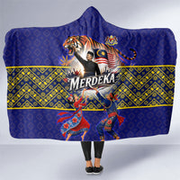 Malaysia Merdeka Independence Day Hooded Blanket Patriotic Flag Crescent Moon Star Cultural