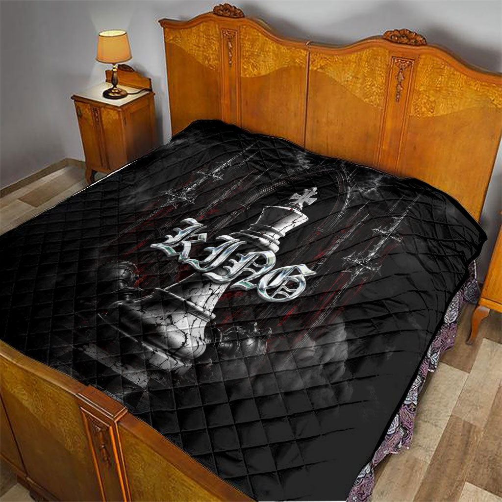 King Chess Piece Quilt Dark Gothic Fantasy Board Game Art