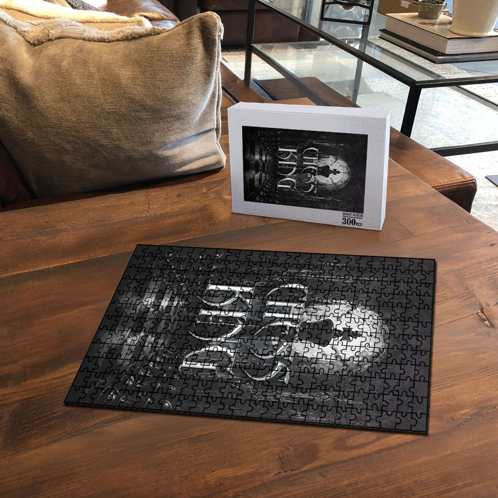 Chess King Puzzle Strategic Board Game Gothic Dark Fantasy