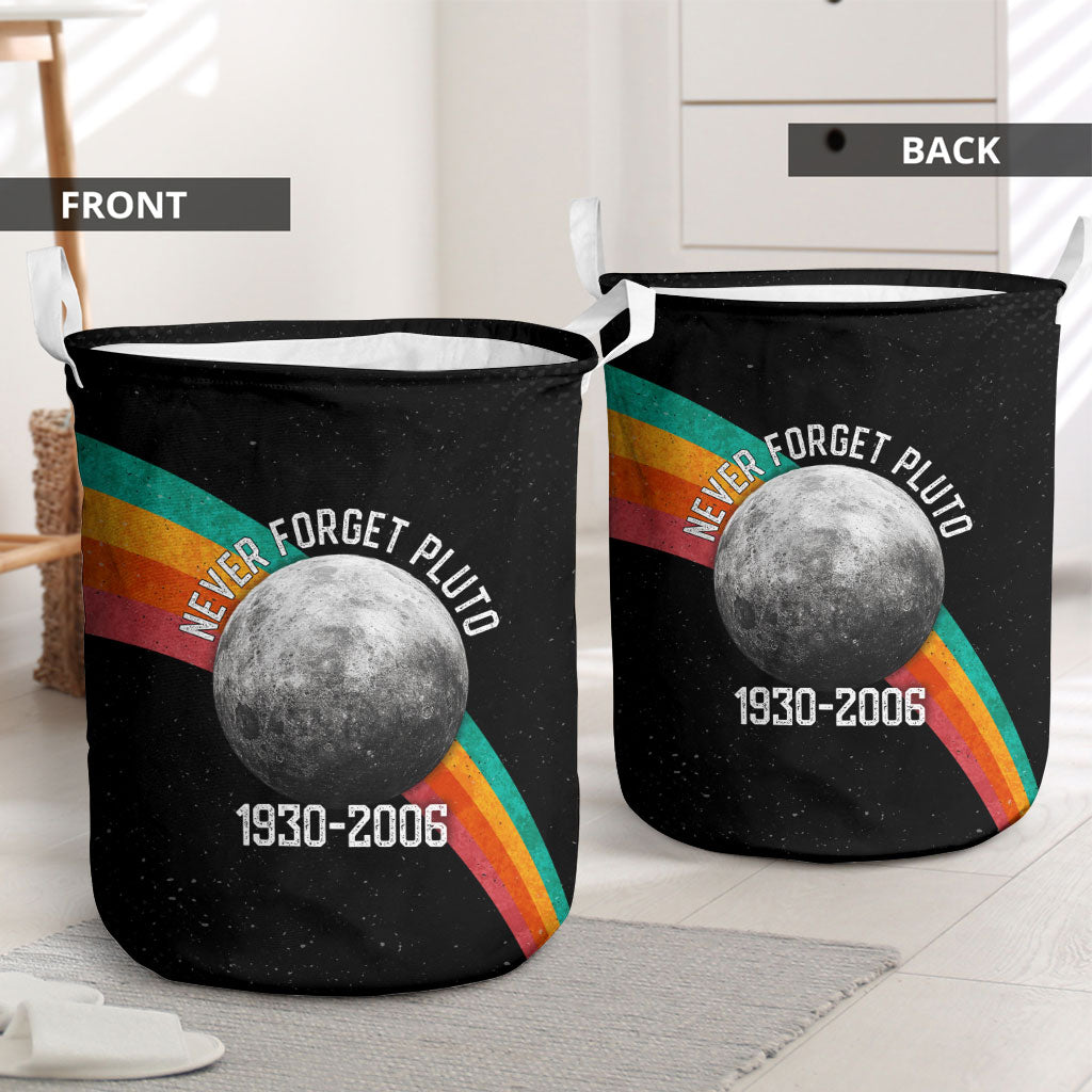 Never Forget Pluto 1930-2006 Laundry Basket Vintage Retro Rainbow Planet Outer Space Astronomy Graphic Art