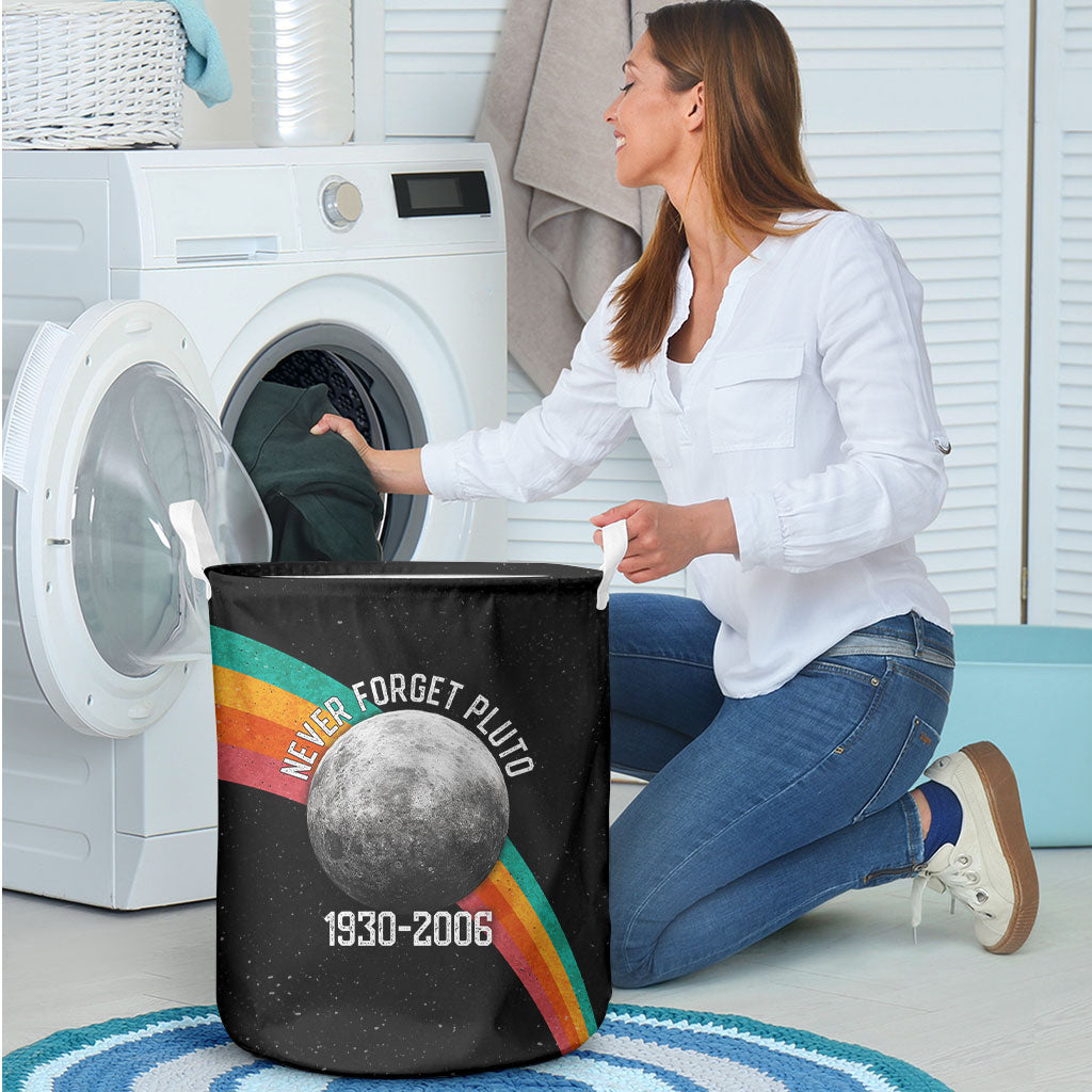 Never Forget Pluto 1930-2006 Laundry Basket Vintage Retro Rainbow Planet Outer Space Astronomy Graphic Art
