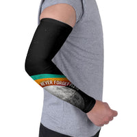 Never Forget Pluto 1930-2006 Arm Sleeves Vintage Retro Rainbow Planet Outer Space Astronomy Graphic Art