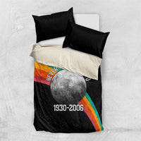 Never Forget Pluto 1930-2006 Bedding Set Vintage Retro Rainbow Planet Outer Space Astronomy Graphic Art