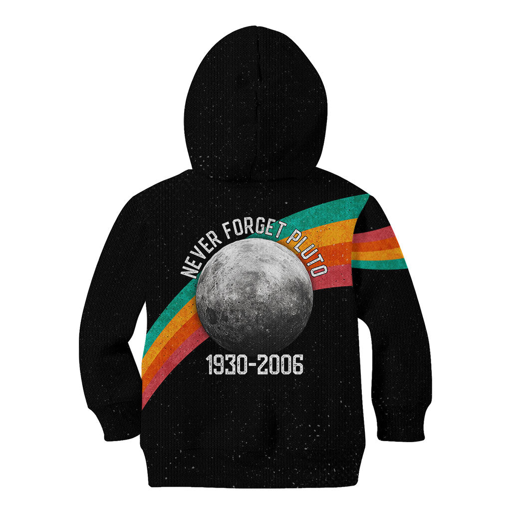 Never Forget Pluto 1930-2006 Kid Hoodie Vintage Retro Rainbow Planet Outer Space Astronomy Graphic Art