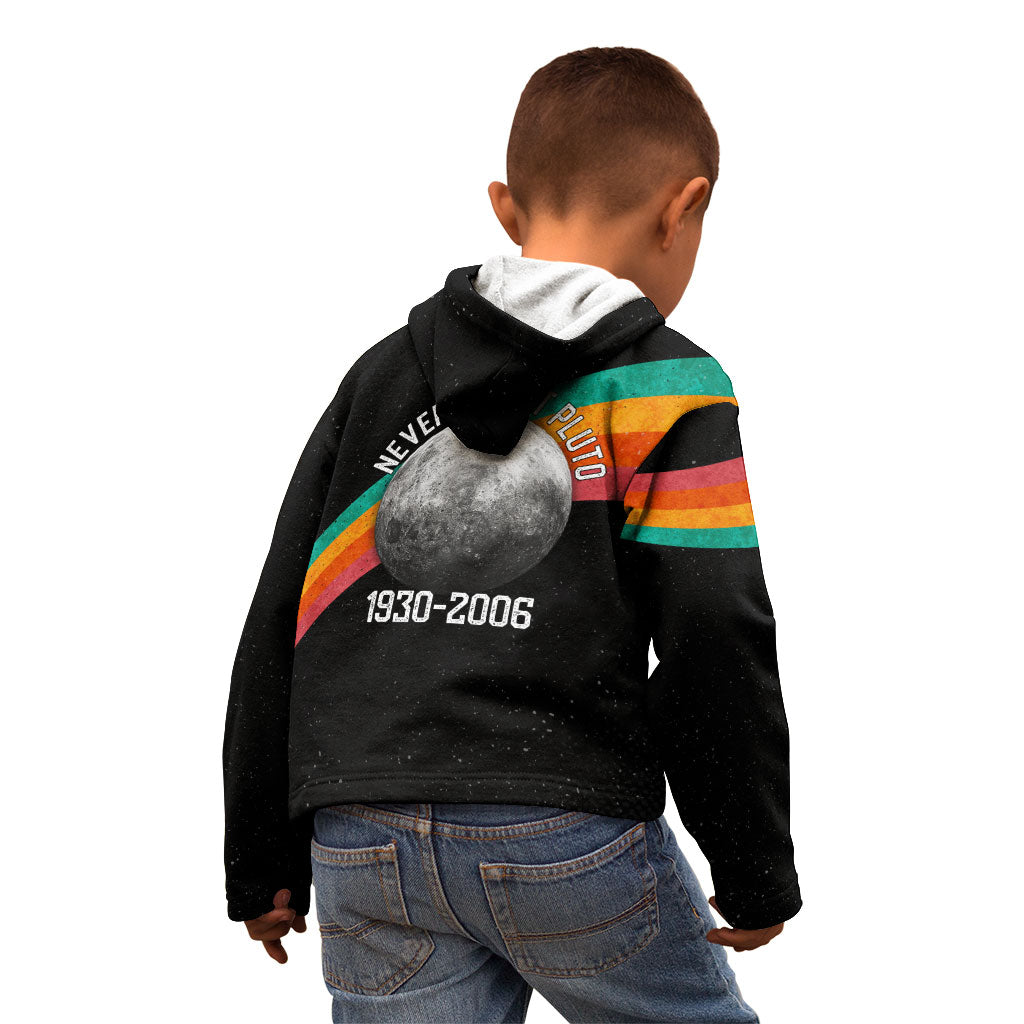 Never Forget Pluto 1930-2006 Kid Hoodie Vintage Retro Rainbow Planet Outer Space Astronomy Graphic Art