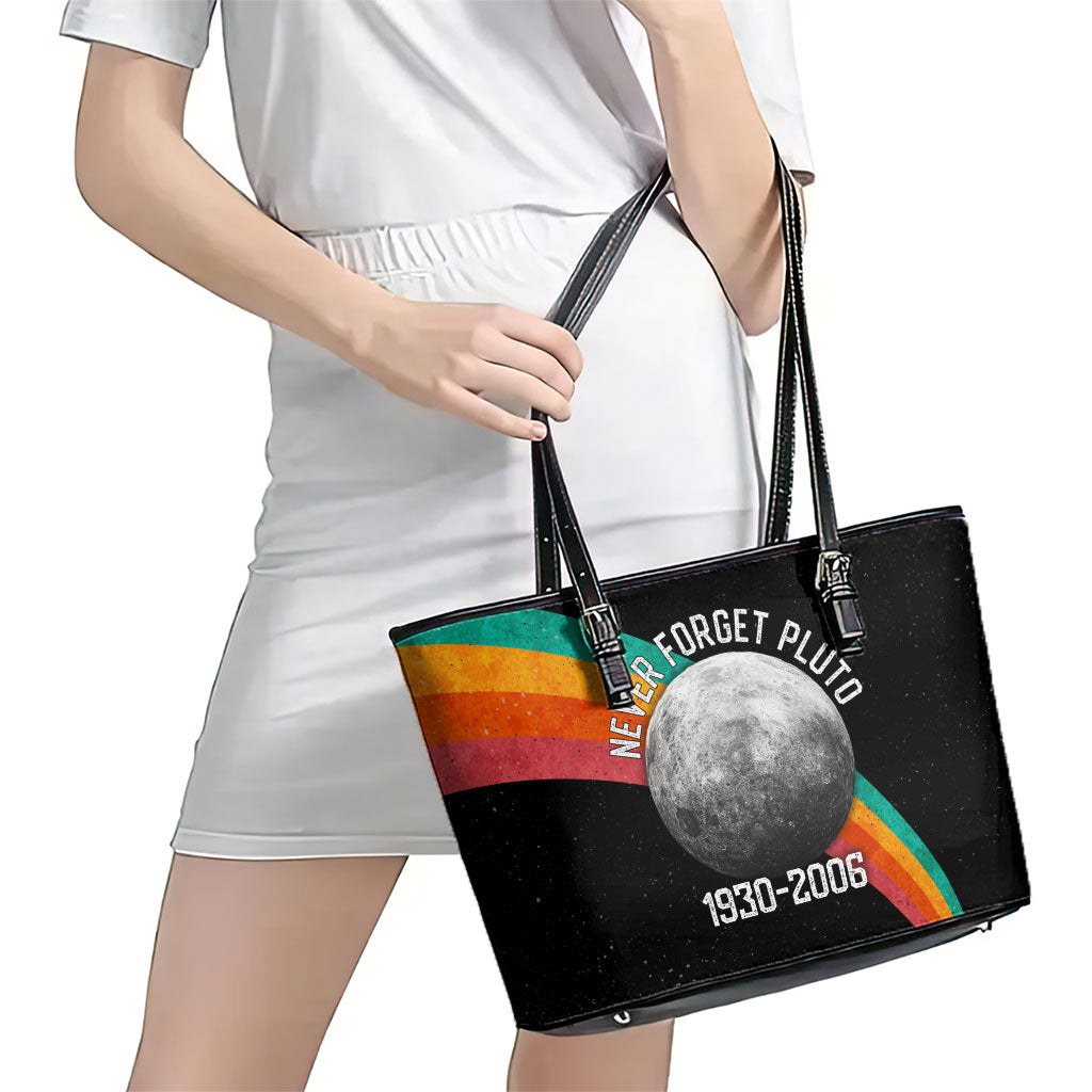 Never Forget Pluto 1930-2006 Leather Tote Bag Vintage Retro Rainbow Planet Outer Space Astronomy Graphic Art