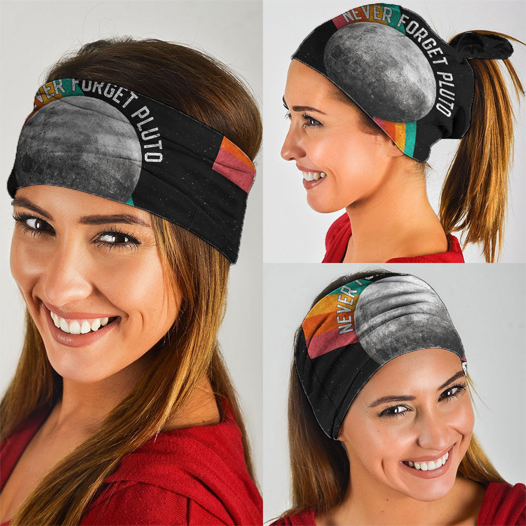 Never Forget Pluto 1930-2006 Neck Gaiter Vintage Retro Rainbow Planet Outer Space Astronomy Graphic Art