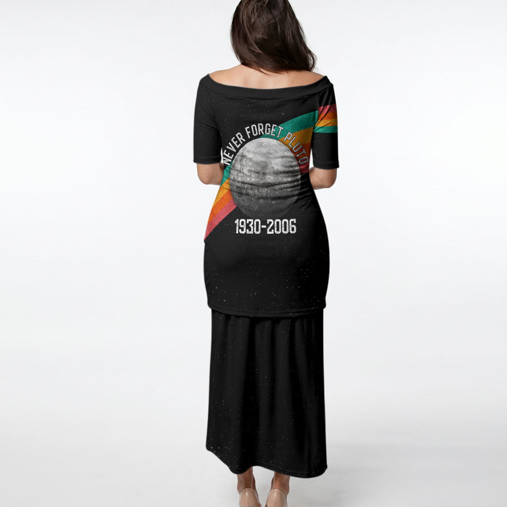 Never Forget Pluto 1930-2006 Puletasi Vintage Retro Rainbow Planet Outer Space Astronomy Graphic Art