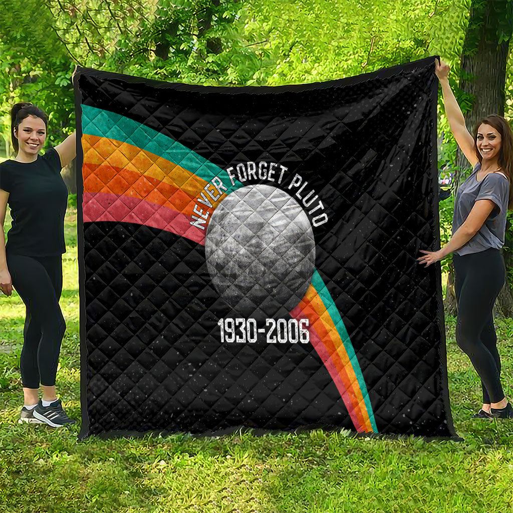 Never Forget Pluto 1930-2006 Quilt Vintage Retro Rainbow Planet Outer Space Astronomy Graphic Art