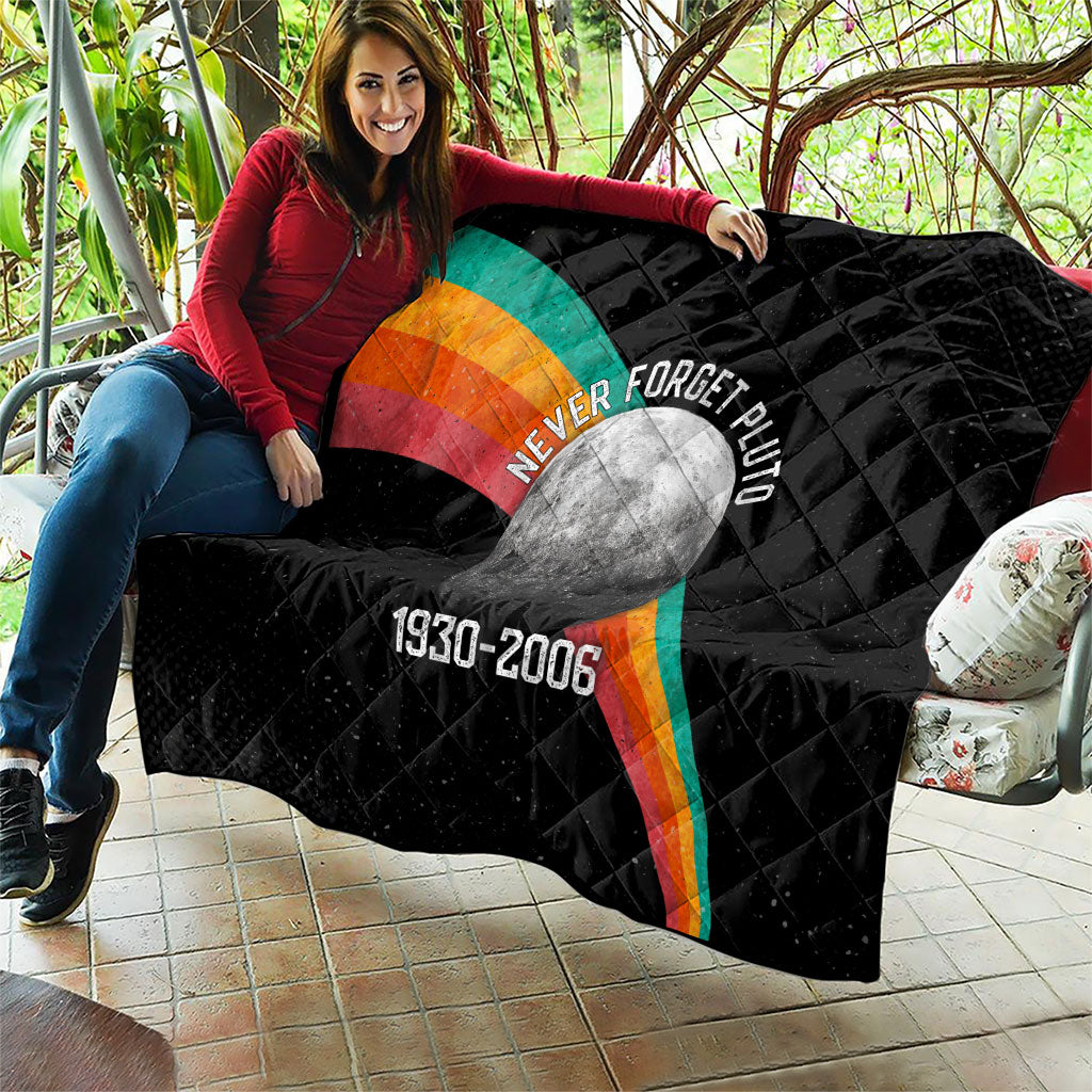 Never Forget Pluto 1930-2006 Quilt Vintage Retro Rainbow Planet Outer Space Astronomy Graphic Art