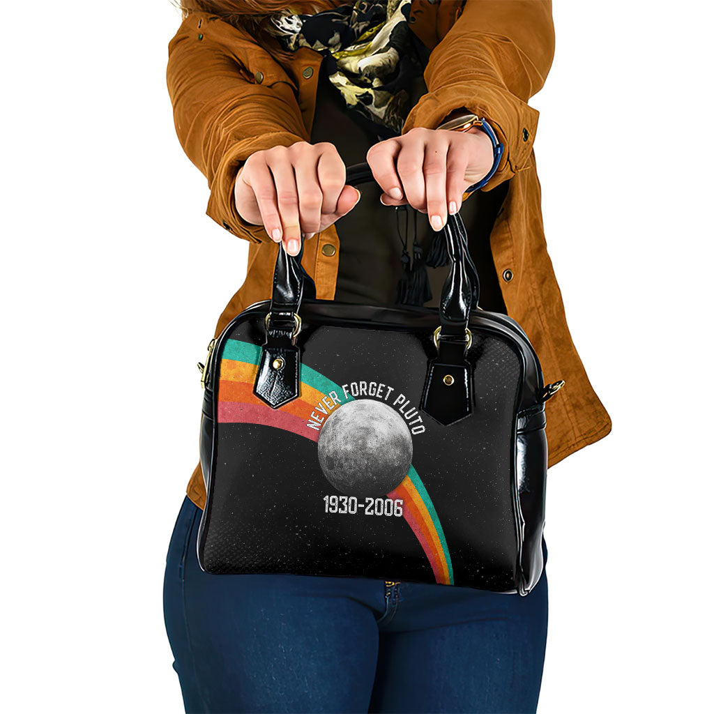 Never Forget Pluto 1930-2006 Shoulder Handbag Vintage Retro Rainbow Planet Outer Space Astronomy Graphic Art