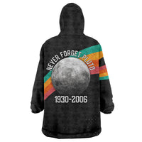 Never Forget Pluto 1930-2006 Wearable Blanket Hoodie Vintage Retro Rainbow Planet Outer Space Astronomy Graphic Art