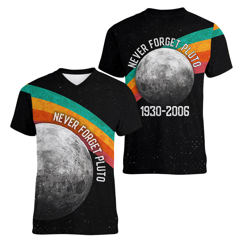 Never Forget Pluto 1930-2006 Women V-Neck T-Shirt Vintage Retro Rainbow Planet Outer Space Astronomy Graphic Art