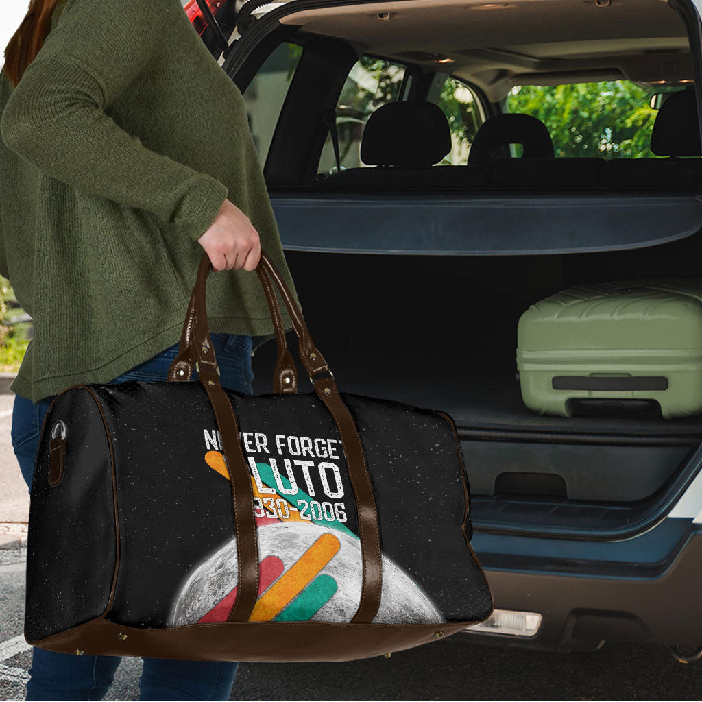 Never Forget Pluto Travel Bag Retro Space Astronomy Science