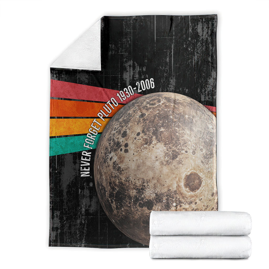 Never Forget Pluto Blanket Distressed Retro Space Astronomy Science