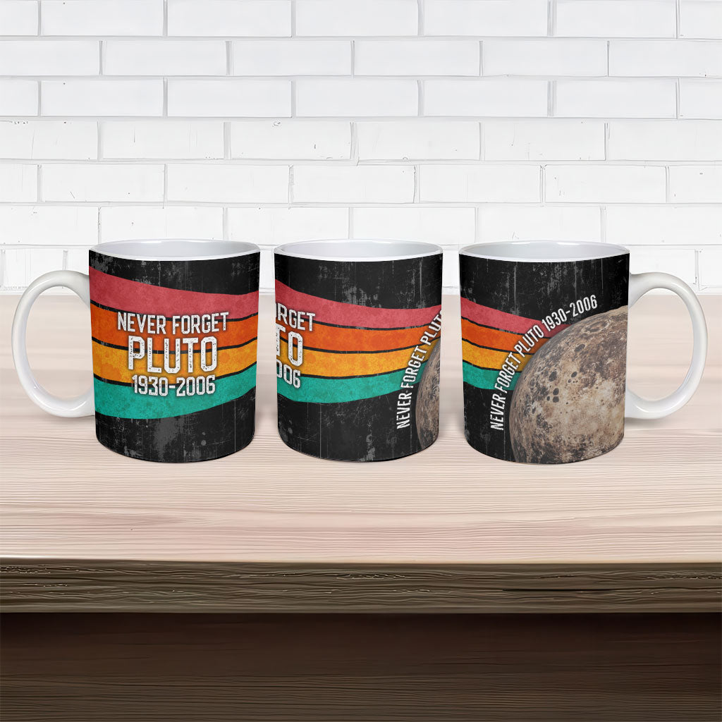 Never Forget Pluto Ceramic Mug Distressed Retro Space Astronomy Science