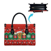 Lovely Giraffe Christmas Leather Bag Xmas Holiday Patterns - Wonder Print Shop