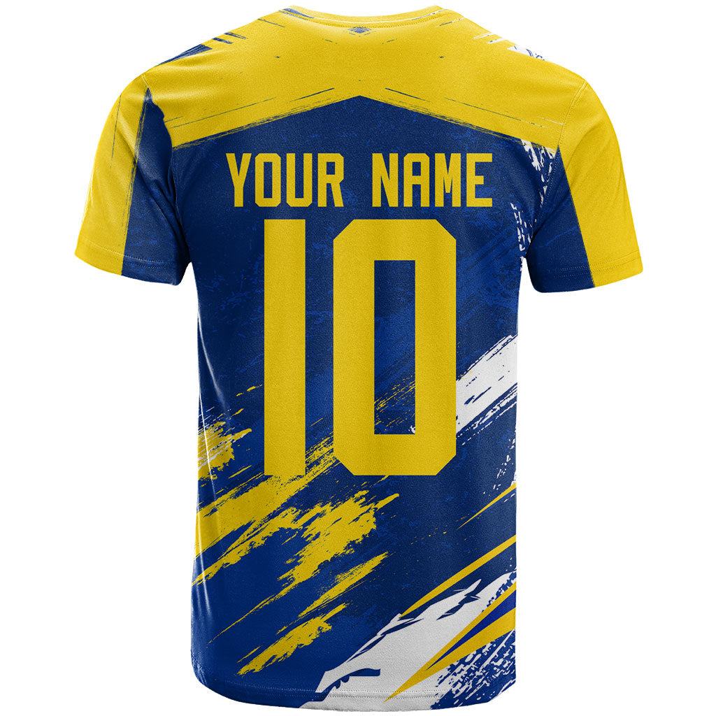 Personalized Sweden Dala Horse Soccer 2026 T Shirt Grunge Swedish Flag Brush Strokes