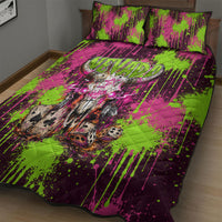 Nevada Area 51 Bull Skull Alien UFO Quilt Bed Set Vibrant Pink Lime Paint Drip Graffiti Street Art Style