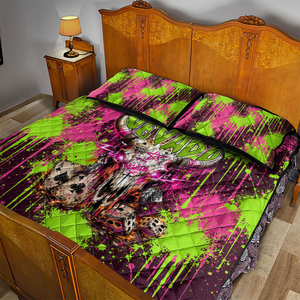Nevada Area 51 Bull Skull Alien UFO Quilt Bed Set Vibrant Pink Lime Paint Drip Graffiti Street Art Style