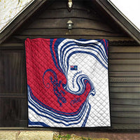 Montserrat Quilt with Gecko Illustration Red Blue Wavy Line Design - Wonder Print Shop