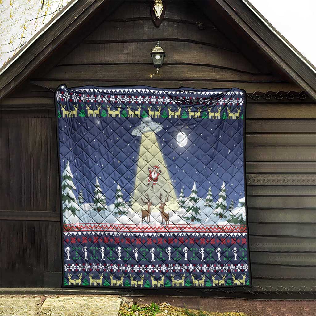 Christmas Alien Pattern with UFO Abduction of Santa Reindeer Snowy Forest Quilt Xmas Holiday Patterns - Wonder Print Shop