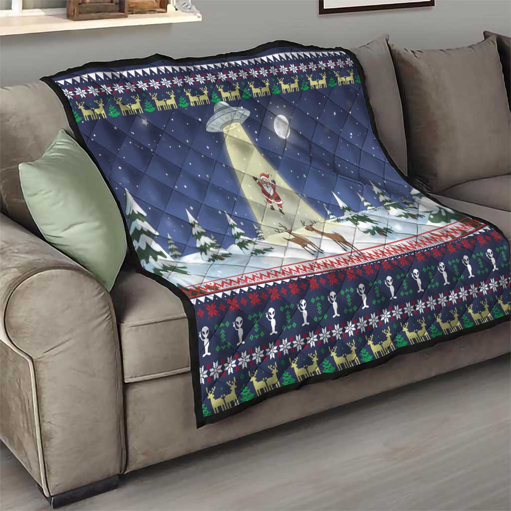 Christmas Alien Pattern with UFO Abduction of Santa Reindeer Snowy Forest Quilt Xmas Holiday Patterns - Wonder Print Shop