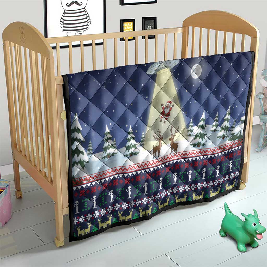 Christmas Alien Pattern with UFO Abduction of Santa Reindeer Snowy Forest Quilt Xmas Holiday Patterns - Wonder Print Shop