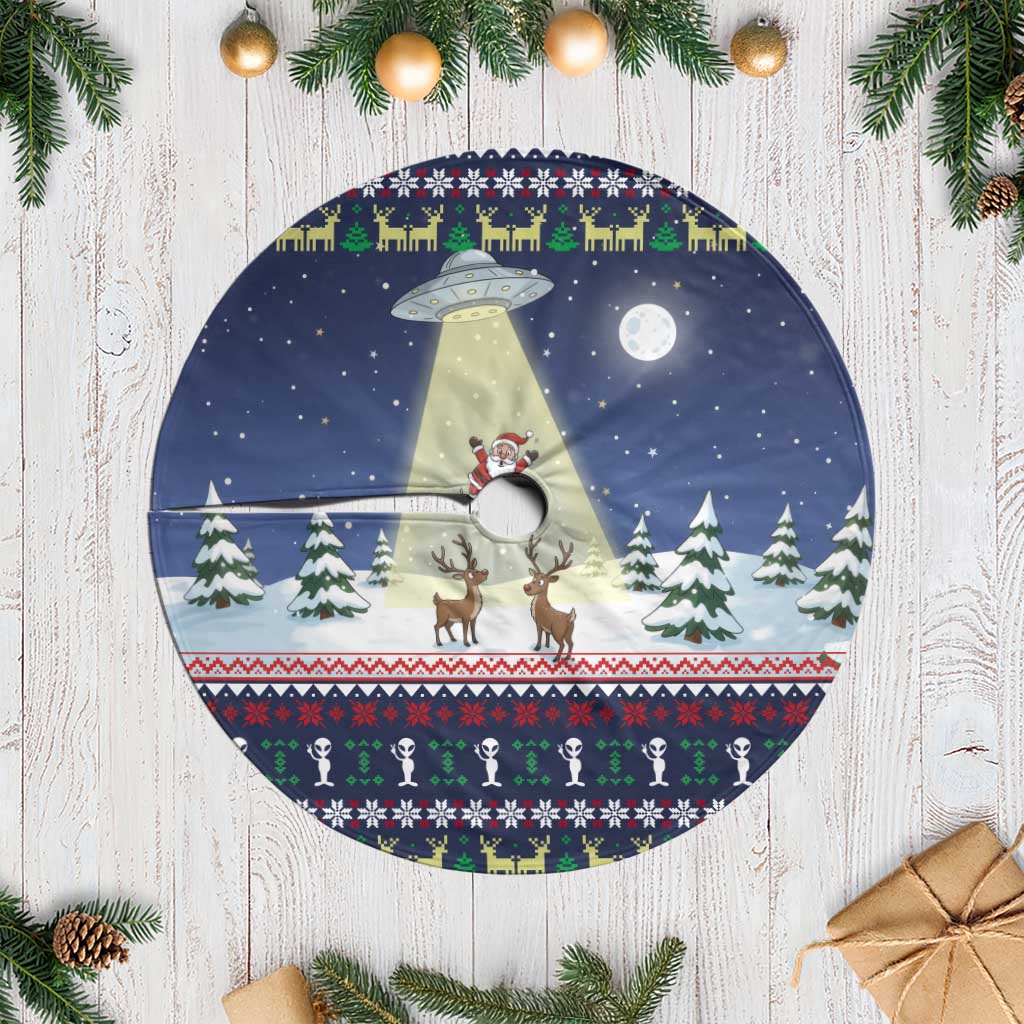 Christmas Alien Pattern with UFO Abduction of Santa Reindeer Snowy Forest Tree Skirt Xmas Holiday Patterns - Wonder Print Shop
