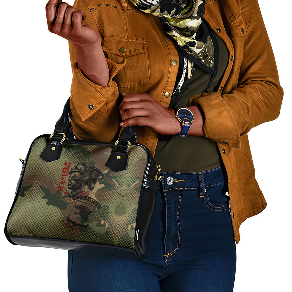 761st Tank Battalion Black Panthers Shoulder Handbag Come Out Fighting Military - Camouflage Halftone