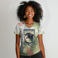 761st Tank Battalion Women V-Neck T-Shirt Black Panthers - Come Out Fighting - Military Watercolor