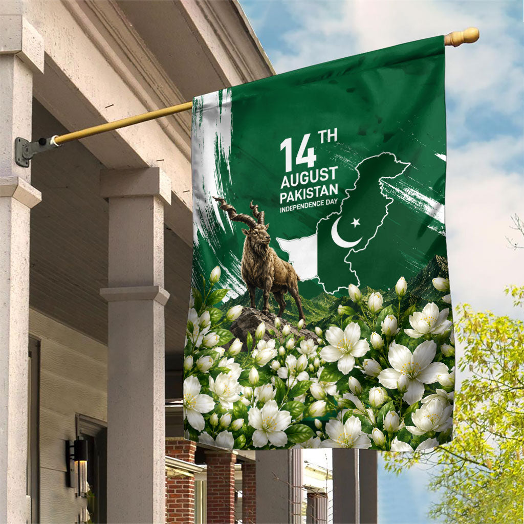 Pakistan Independence Day August 14 Garden Flag Patriotic Markhor Heritage Landmarks And Jasmine