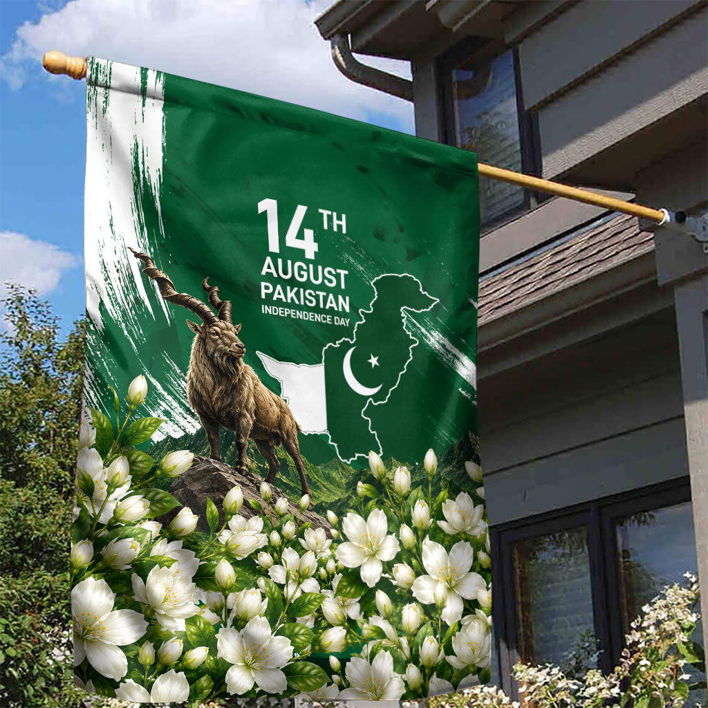 Pakistan Independence Day August 14 Garden Flag Patriotic Markhor Heritage Landmarks And Jasmine