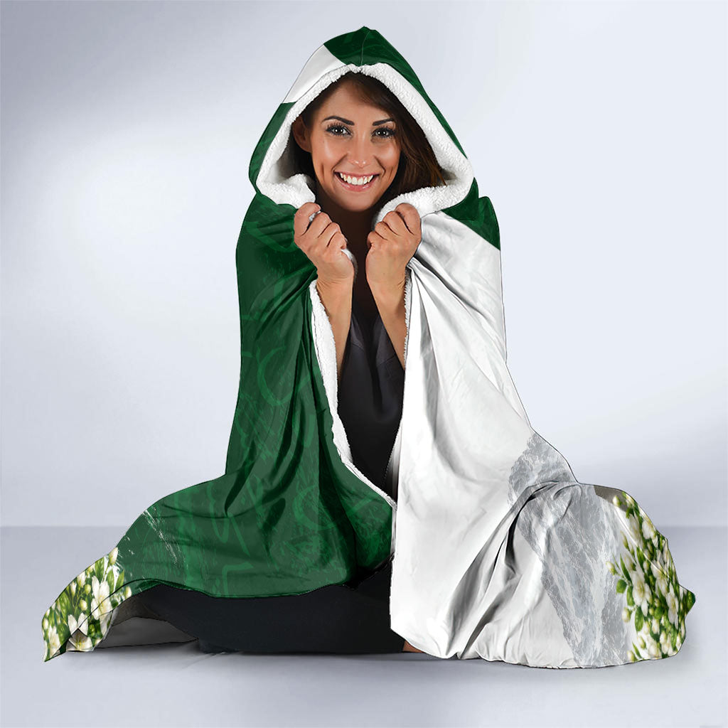 Pakistan Independence Day Hooded Blanket Patriotic Soldier Heritage Landmarks And Jasmine