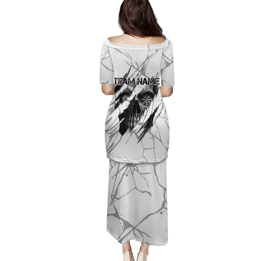 Dartboard Skull Darts Puletasi with Torn Stone Texture and Cracked Marble Design - Wonder Print Shop