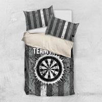 Grunge American Flag Darts Bedding Set with Dartboard Target and Black White Stars - Wonder Print Shop