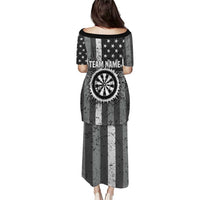 Grunge American Flag Darts Puletasi with Dartboard Target and Black White Stars - Wonder Print Shop